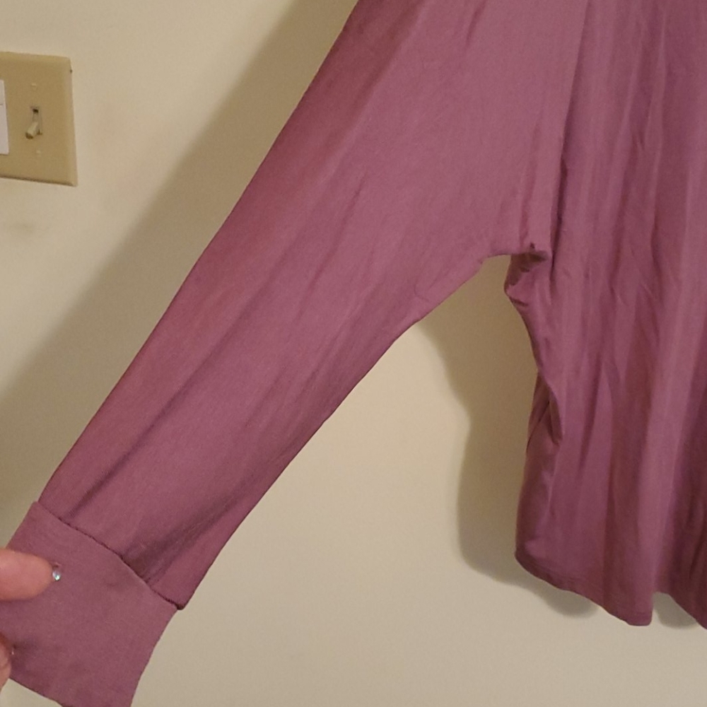 Top - Picture 3 of 5